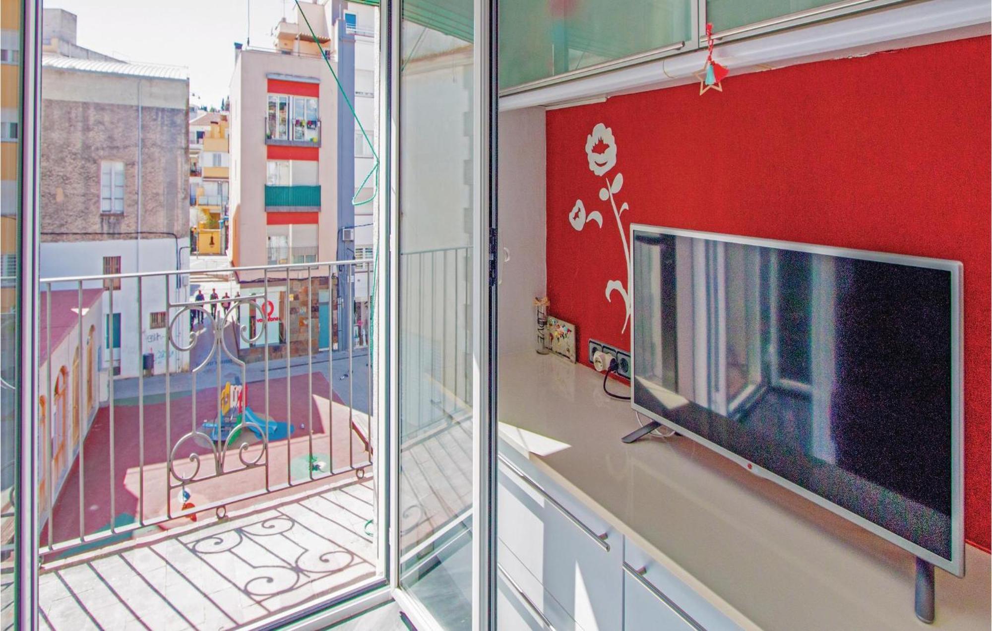 2 Bedroom Cozy Apartment In 布拉内斯 外观 照片