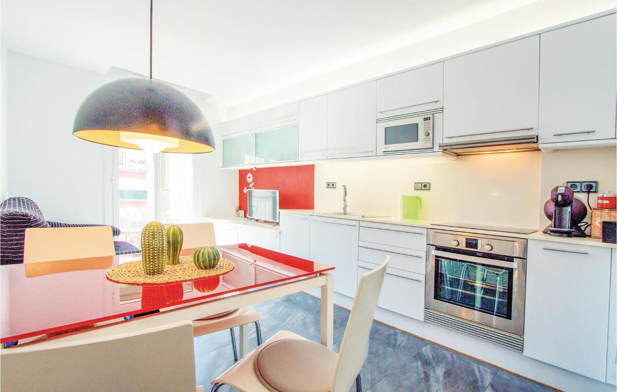 2 Bedroom Cozy Apartment In 布拉内斯 外观 照片